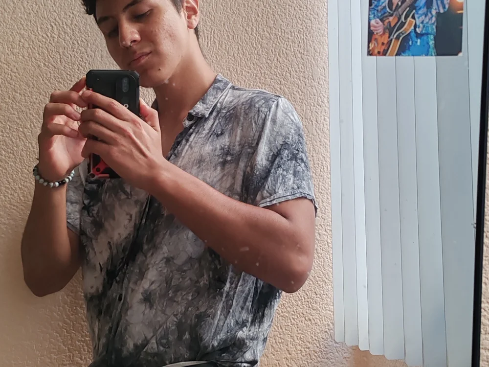 ianyoung18 offline XXX-chat