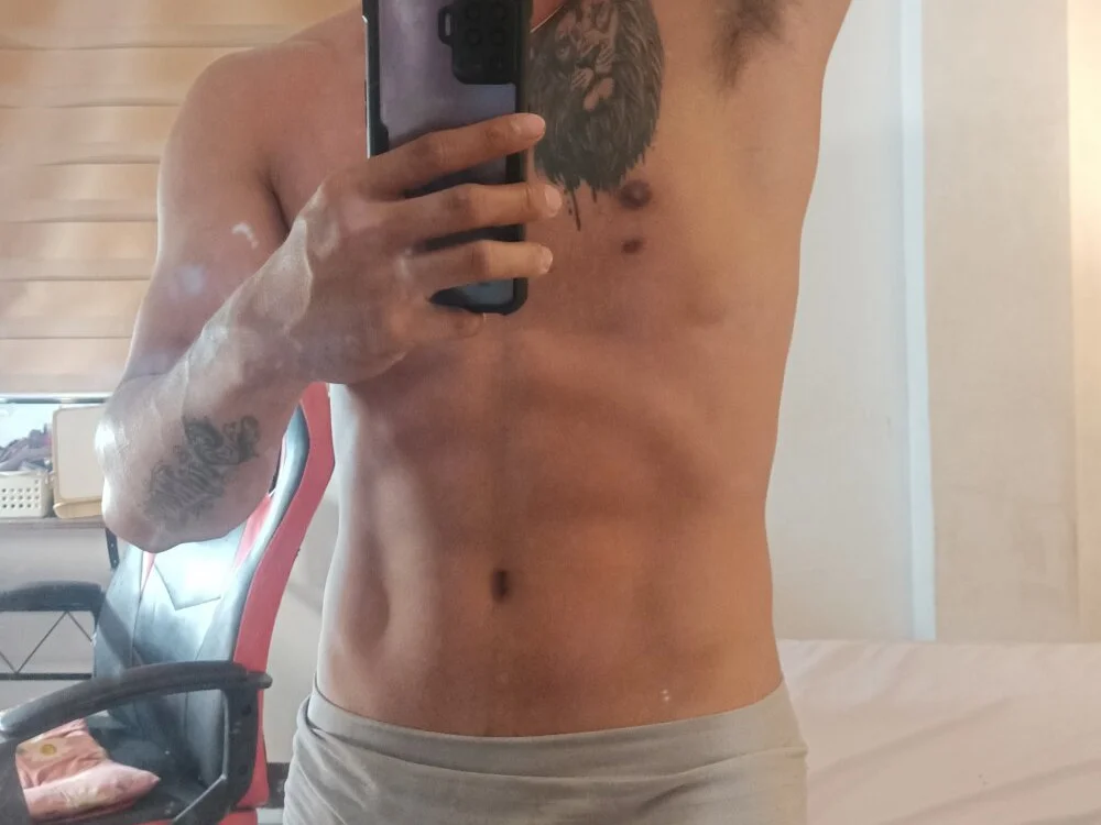 fuckinghot201 Obrolan XXX Offline