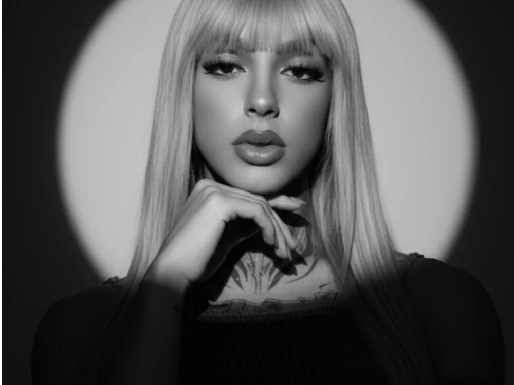 دردشة Arianna_t الجنسية دون اتصال