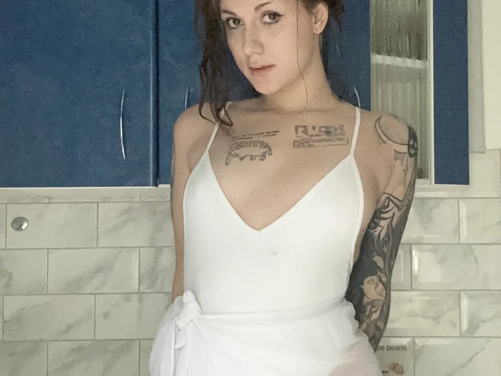 lycheeberry Adlı Modelin Çevrimdışı XXX Sohbeti