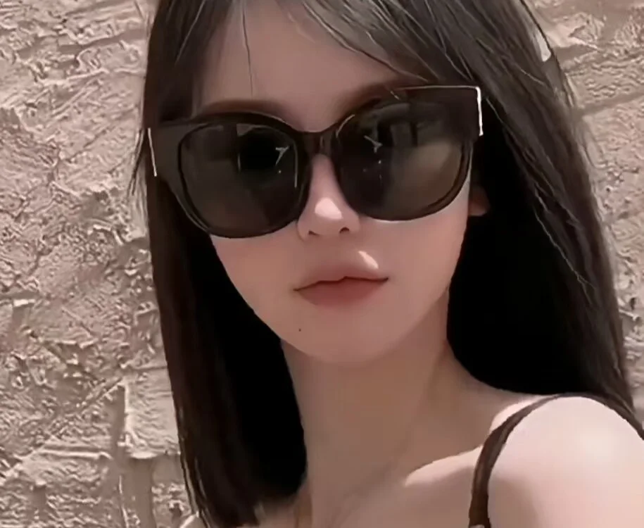 YunShan-33 Chat XXX offline