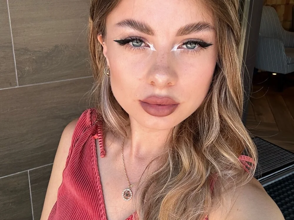 Siren_Bloom: офлайн-секс-чат