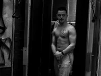 Derrick_Frost