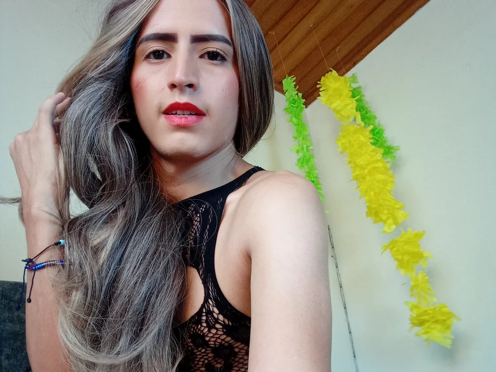 Offline chatovací místnost everly_monroe