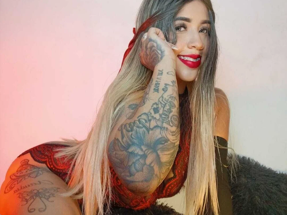 zhamira_21 offline XXX-chat