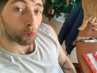 GuillaumebeauZizi's webcam live show