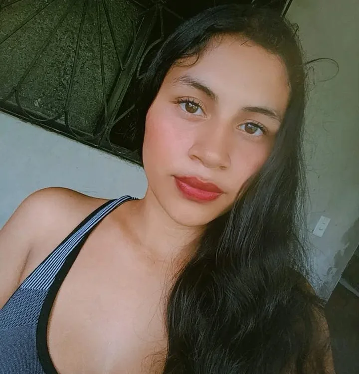 Miss_Meliissa offline chatrum