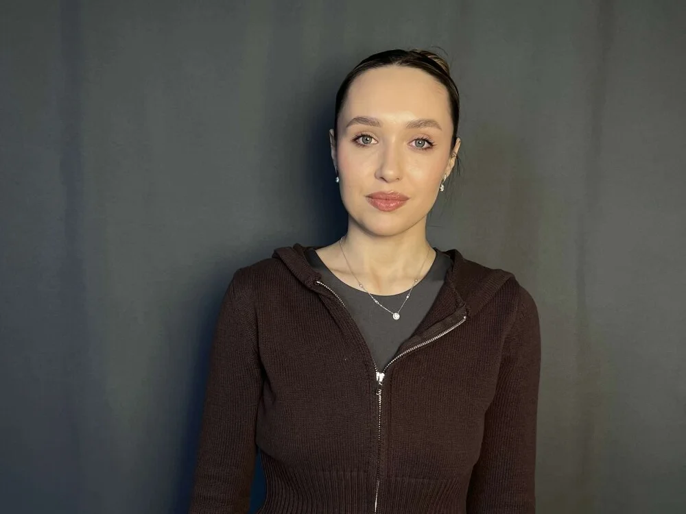 ElisaSivert offline XXX-chat