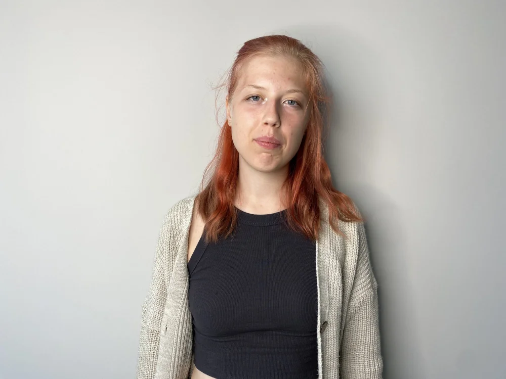 BeatrixHaler's Offline Chat Room