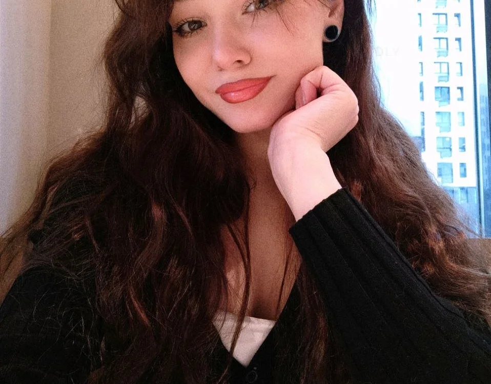 HotMadeline – Offline XXX chat