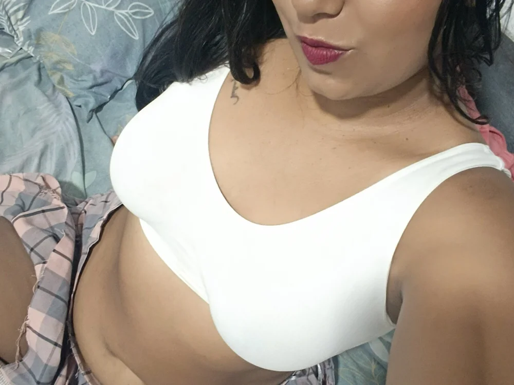 karlahotblack's most recent online preview