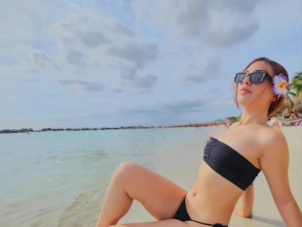 Aria_Sims Adlı Modelin Çevrimdışı XXX Sohbeti