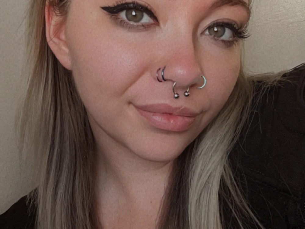9_nicole_7 offline chatrum