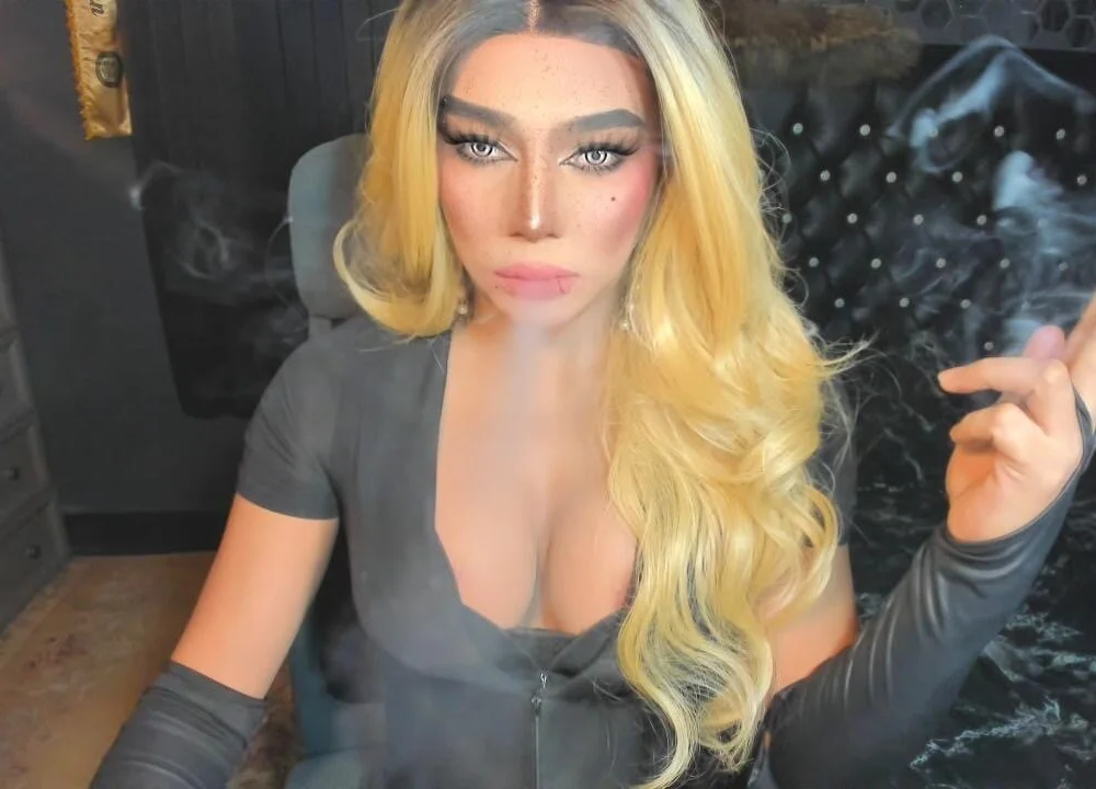 Alita_Watsons Chat XXX Ngoại tuyến