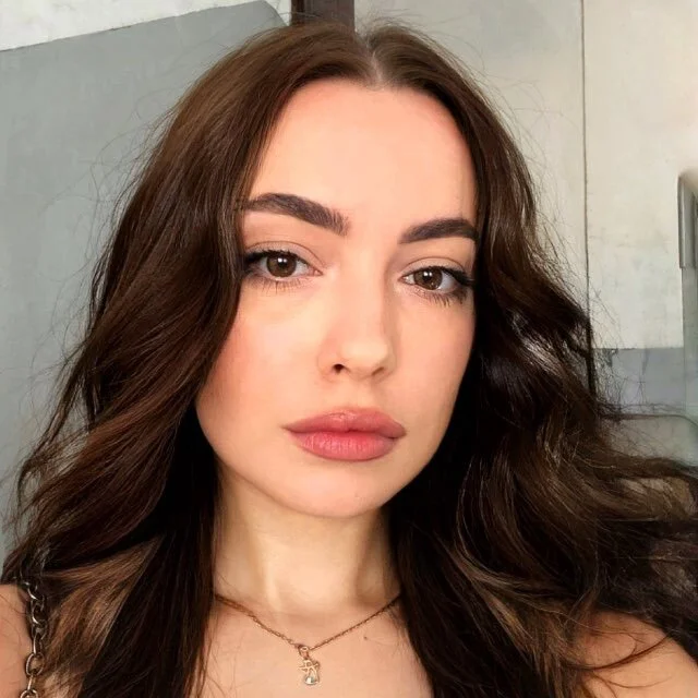 Helen_Hottie offline chatrum