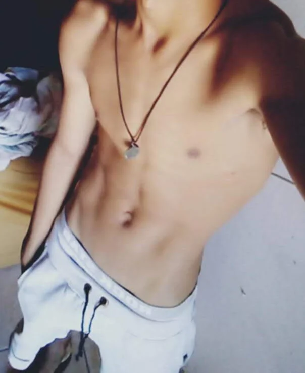 Mrluuh09 Offline XXX-chat
