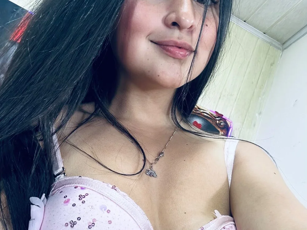 دردشة Madison_chanell الجنسية دون اتصال