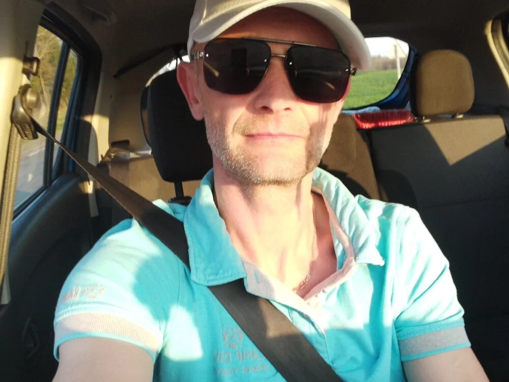 mishania45 offline XXX-chat