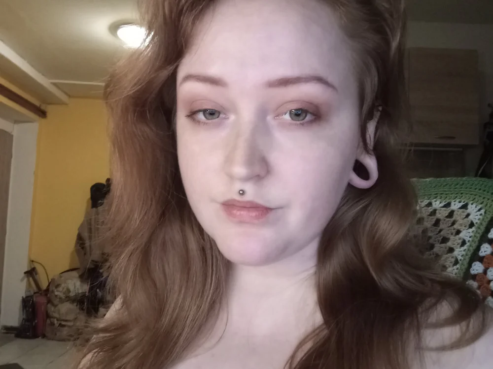 CURVYSAKURA offline XXX-chat