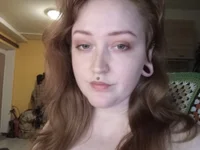 CURVYSAKURA's webcam live show