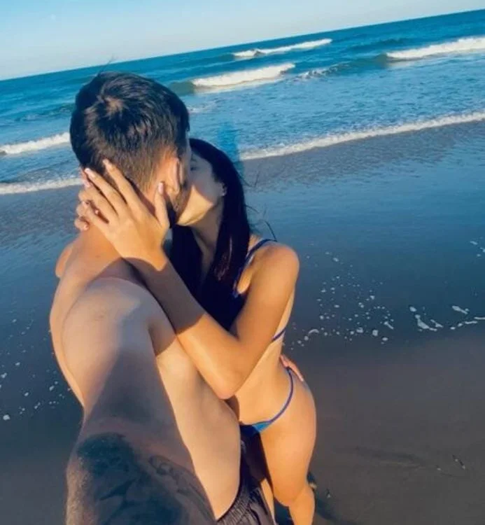 hot_boy_2025 離線 XXX 聊天