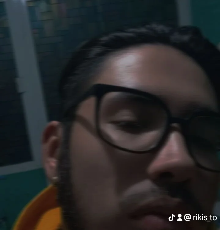 RikisTo19's Offline Chat Room
