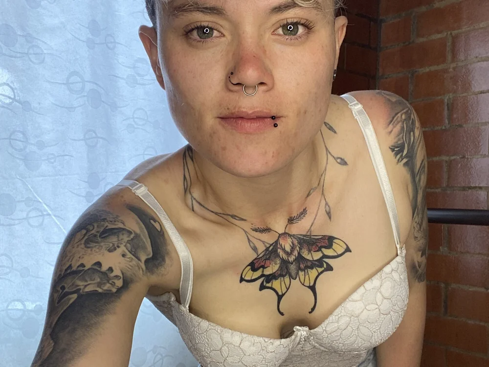 Offline XXX chat megan_c