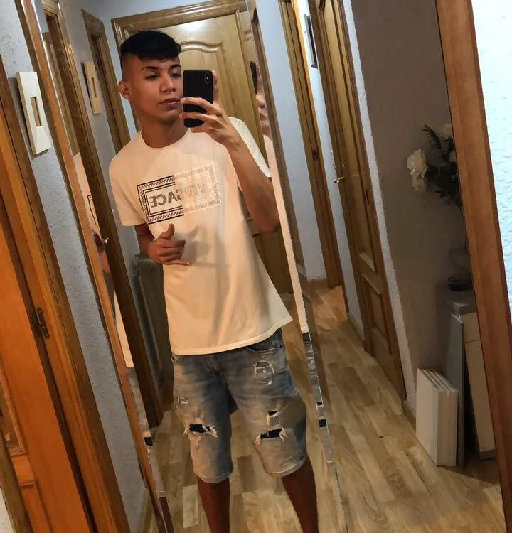 NICO_STREETT Offline Chatraum