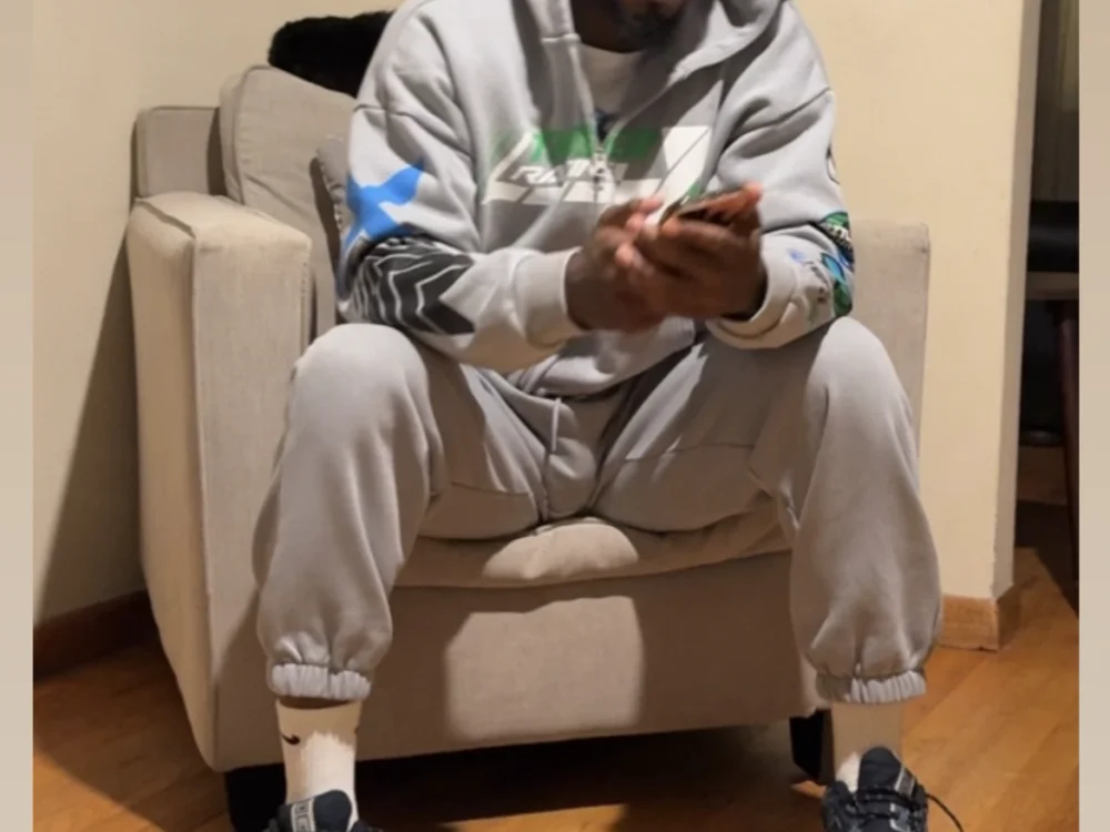 hardaway1523's Offline XXX Chat