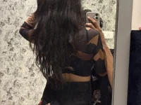 Model secret_couple84