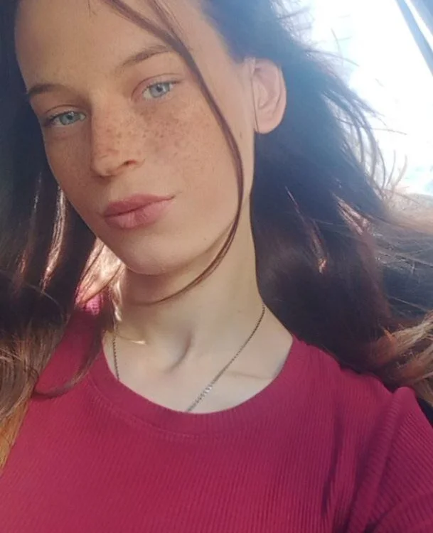 Agnes_Bell offline chatrum