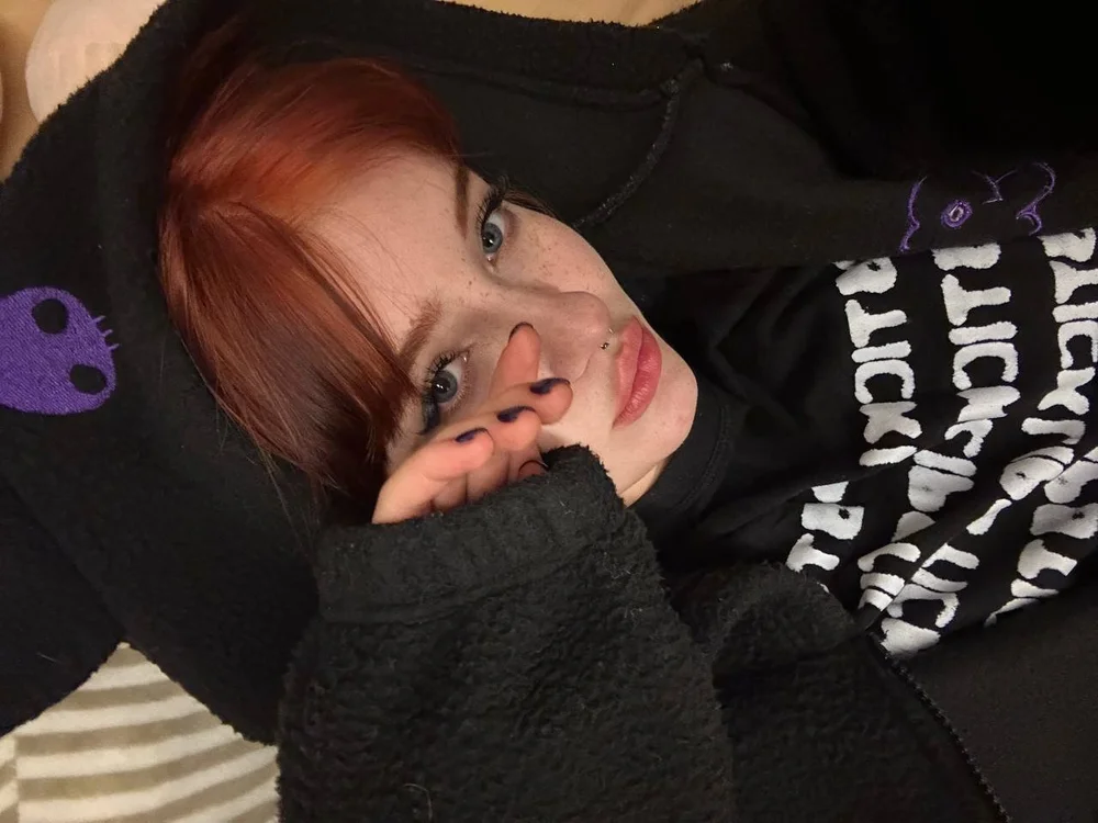 MistyWatts' Offline Chat Room