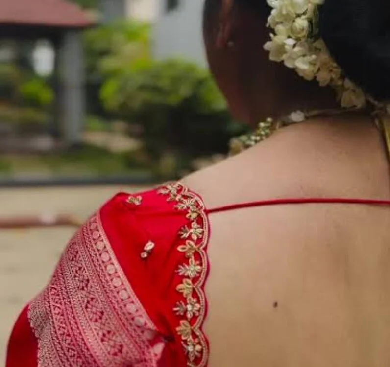 Priya-696's most recent online preview