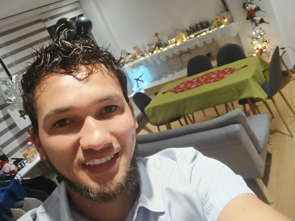 Stephan_monry's Offline Chat Room