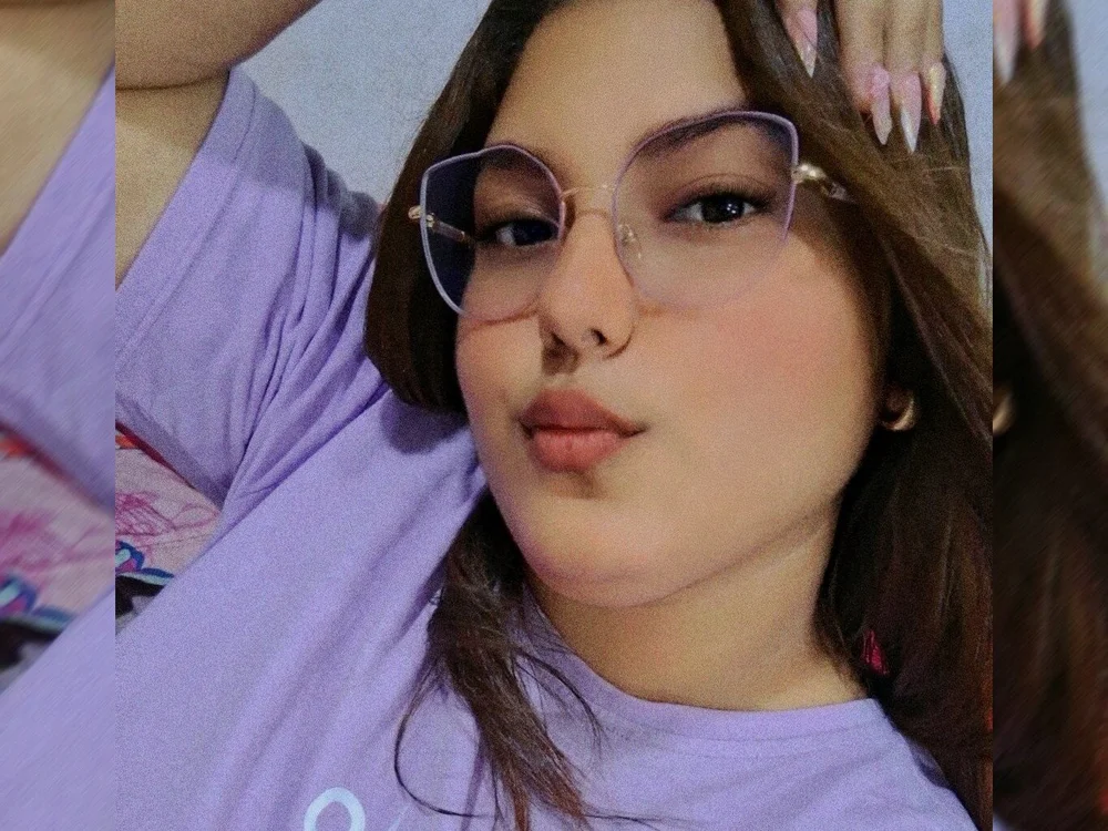 AlaiaSaide's Offline Chat Room
