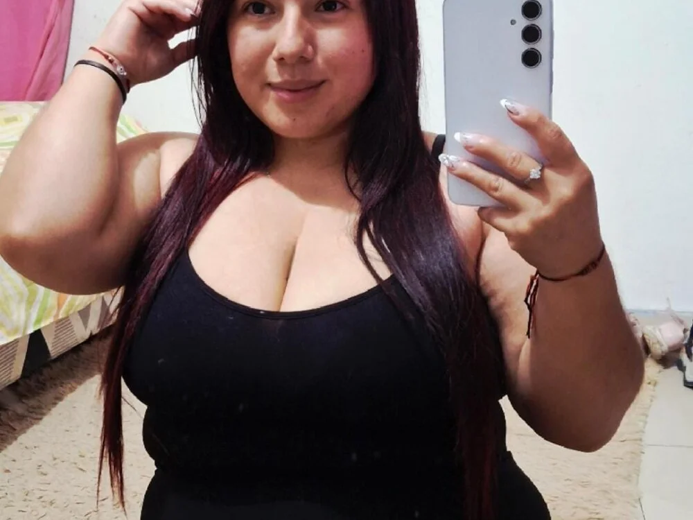 Sasha__smiith Offline XXX-chat