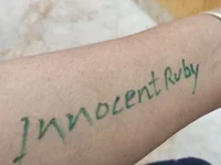 innocentruby's Offline Chat Room