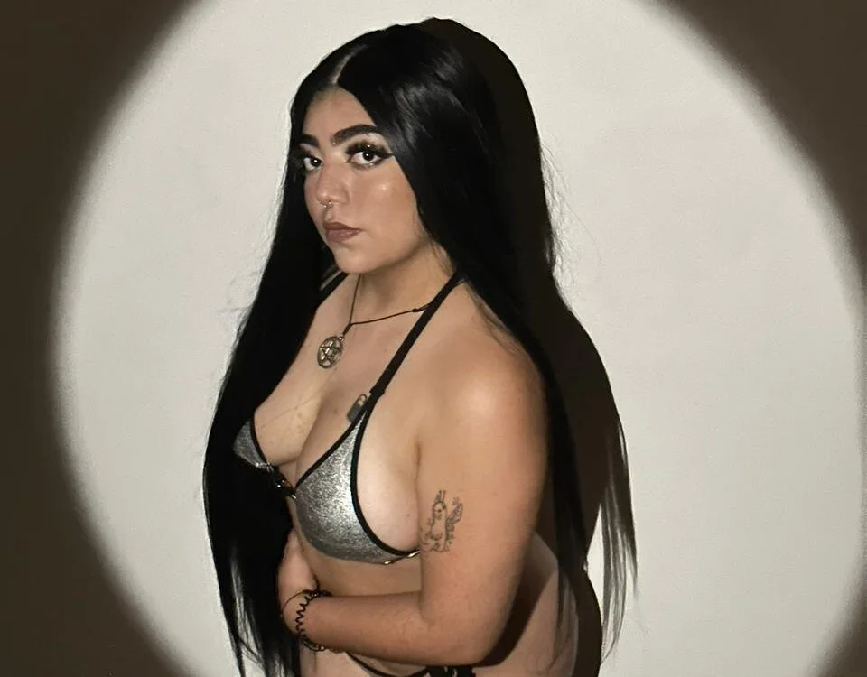 Offline chat soba modela Alessia_Walkerr