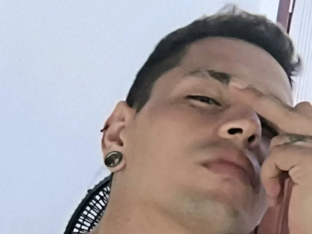 Offline chatovací místnost MassedRhombus