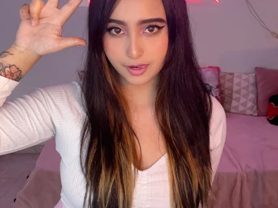 Cutienanii - Girl 
