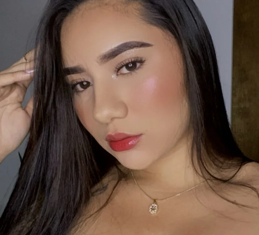 Antonella_95's Offline XXX Chat