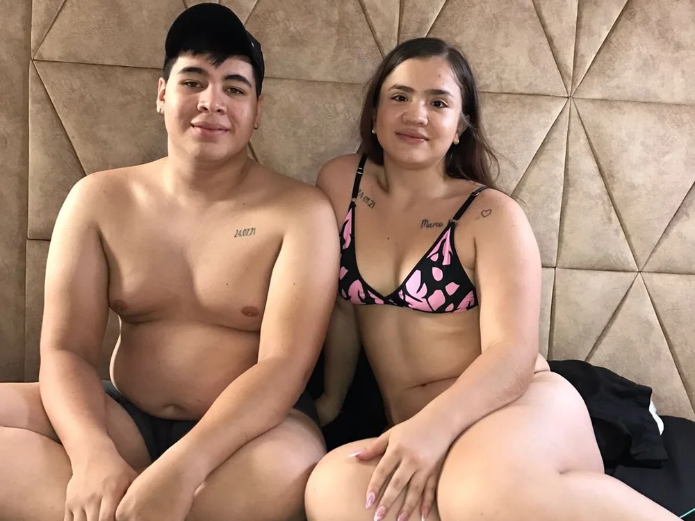 dulce_and__joel's Offline XXX Chat