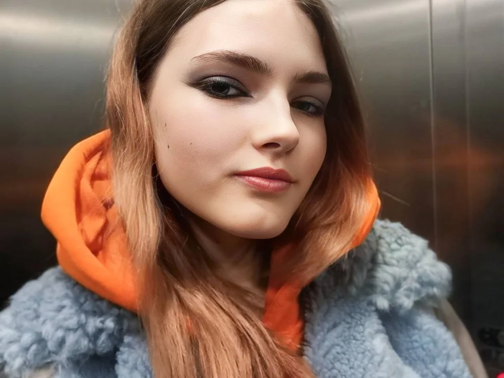 Rosa_Flower's Offline Chat Room