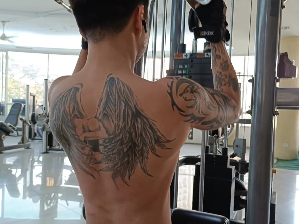 musclewolfy92 Chat XXX Ngoại tuyến