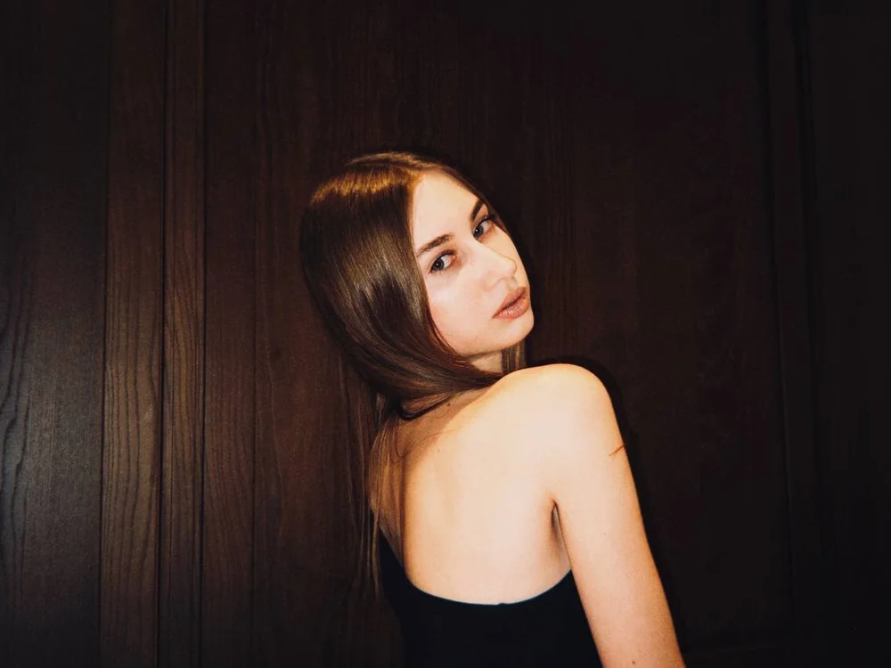 LizbethClowes' Offline XXX Chat