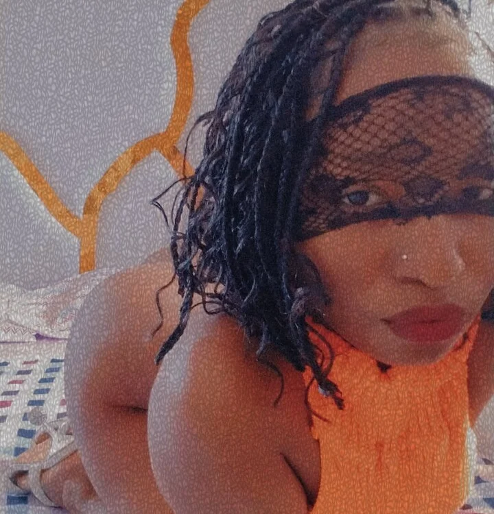 collete02's Offline XXX Chat