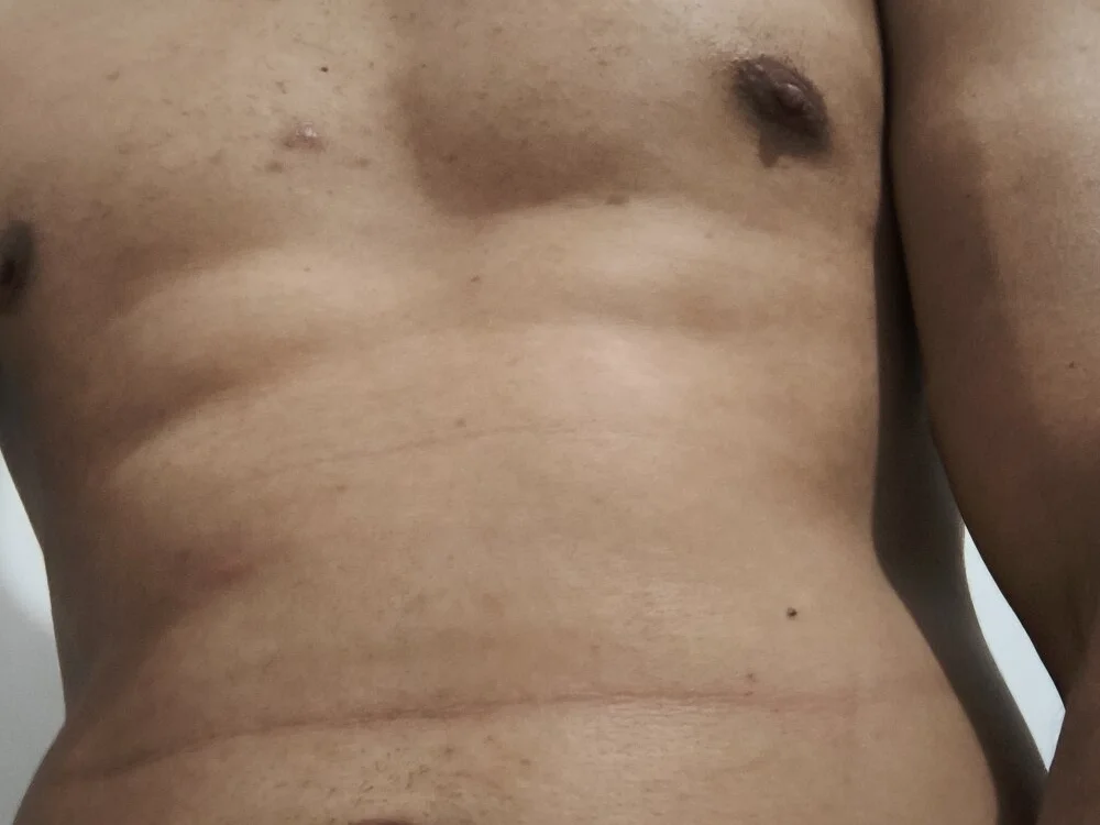 GGbr_19's Offline XXX Chat