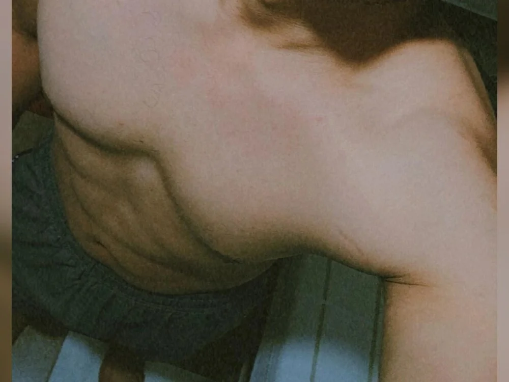 Chat XXX offline de themorenofit08