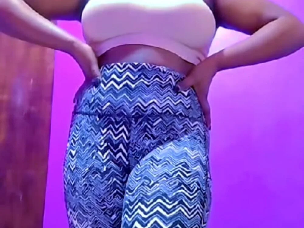 Sweet_choc Offline XXX-Chat