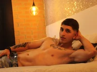 Calvin_Hunter's webcam live show